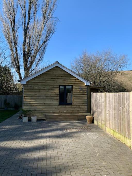 The Cabin Preston  Εξωτερικό φωτογραφία